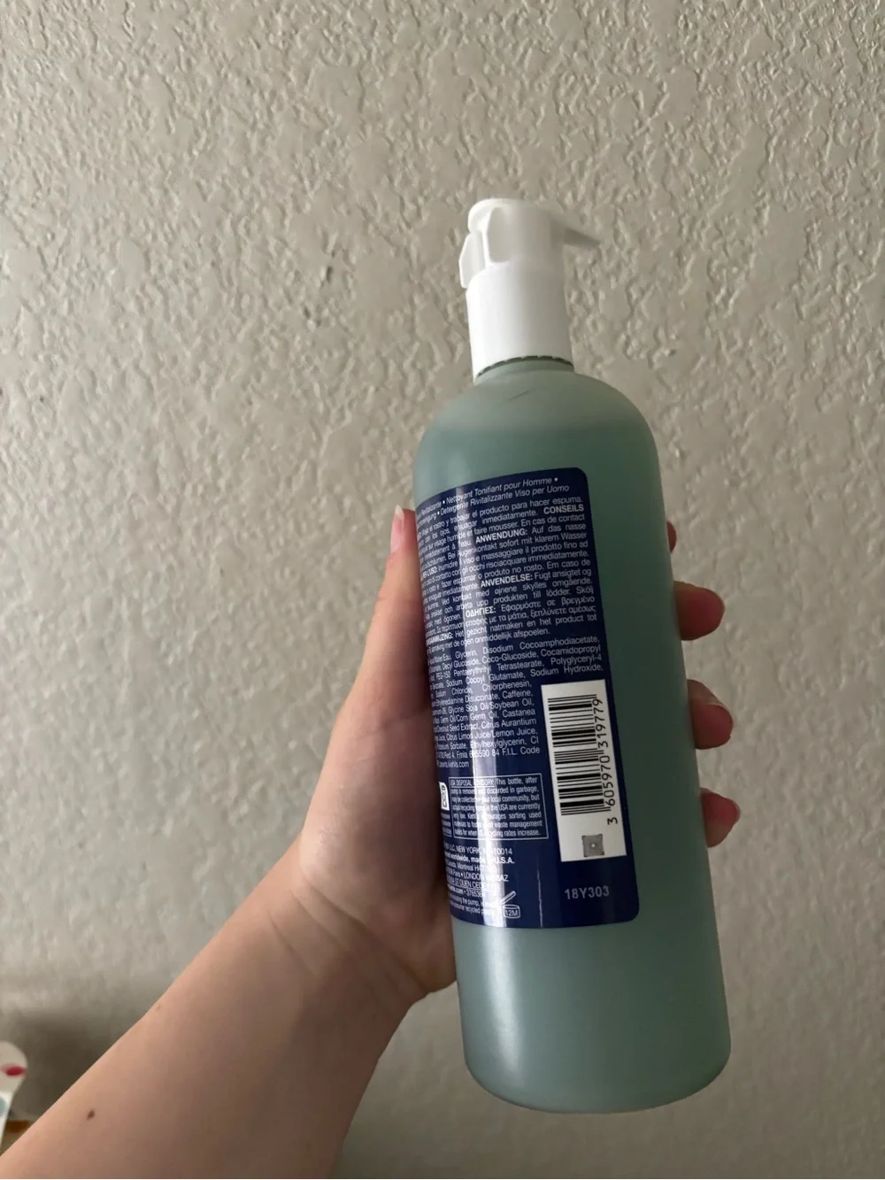 Kiehl's Facial Fuel Invigorating Face Wash - Blue & Green Bottle